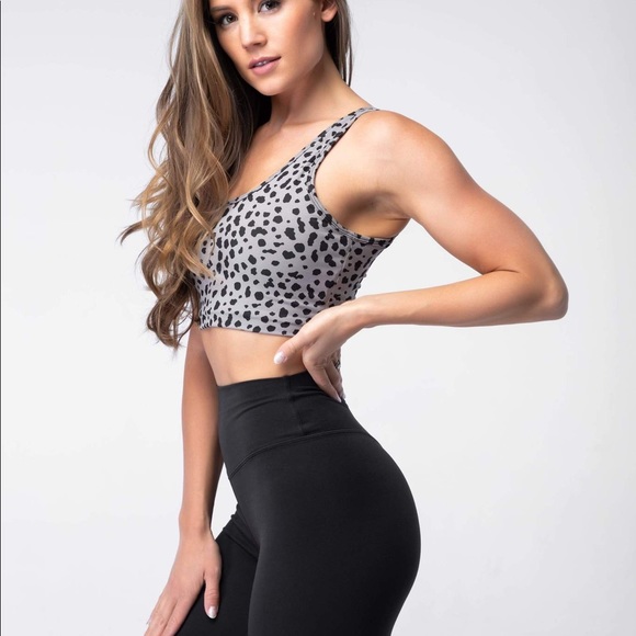 Balance athletica snow leopard midnight bra SOLD - Picture 1 of 2